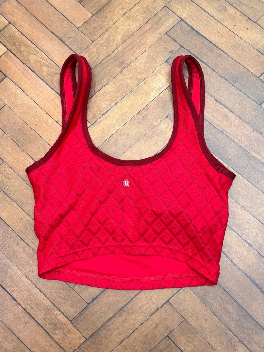Lululemon Textured Mesh Tennis Tank Top In Lulu Red Size XS